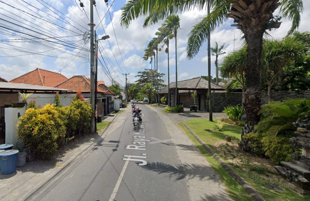 Housing and TradeService Area Only at Jalan Raya Kayu Tulang