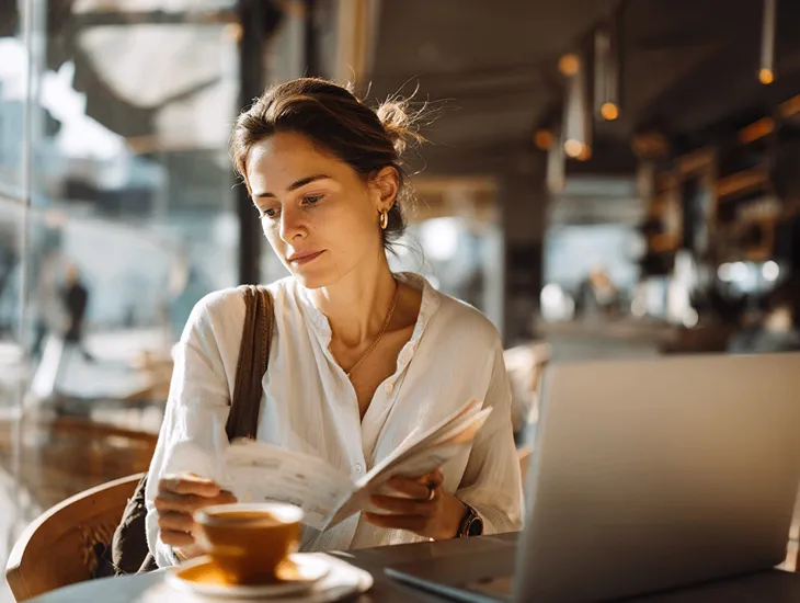 eVisa B211 Indonesia 2025 – offshore-only visa processing, passport timeline planning, and legal stay requirements for foreigners previously using onshore renewals